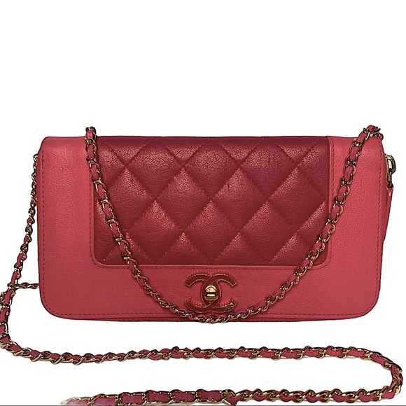 CHANEL Handbags - Chanel Mademoiselle wallet